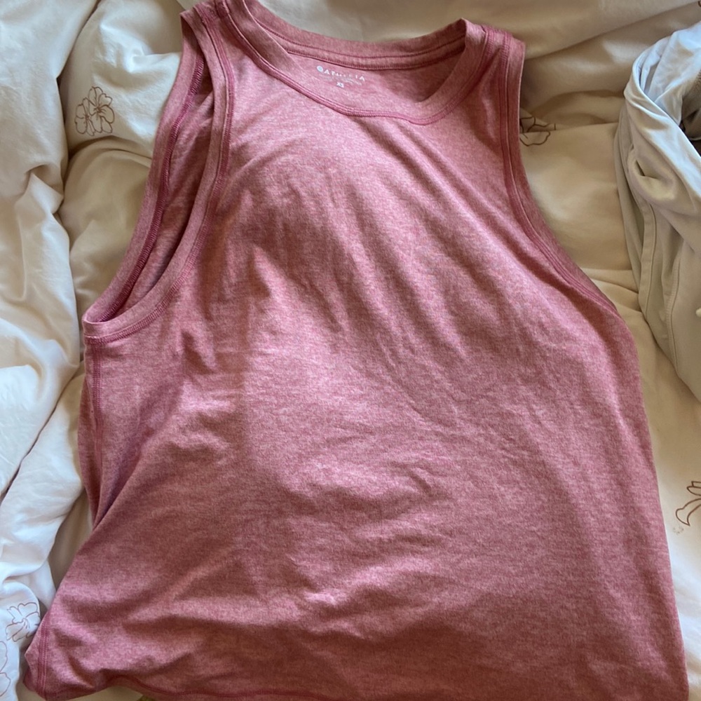 athleta salmon colored tank top